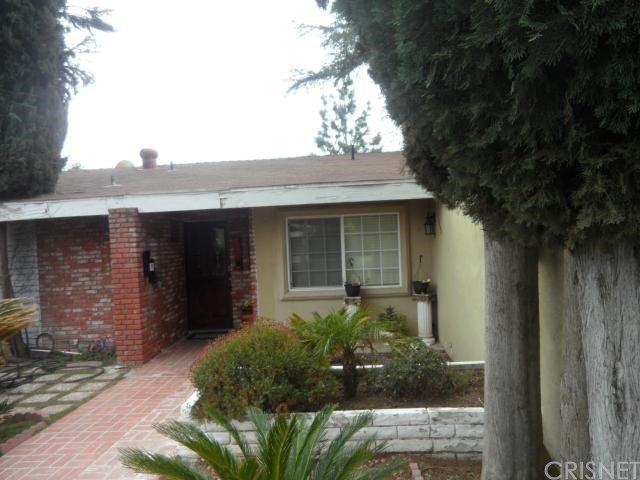 22200 Wyandotte Street, Canoga Park, CA 91303