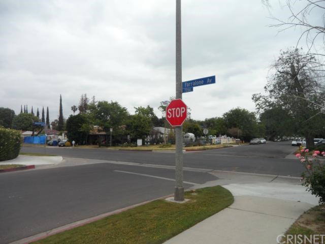 22200 Wyandotte Street, Canoga Park, CA 91303