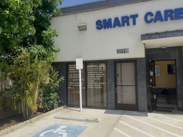 22119 Sherman Way, Canoga Park, CA 91303