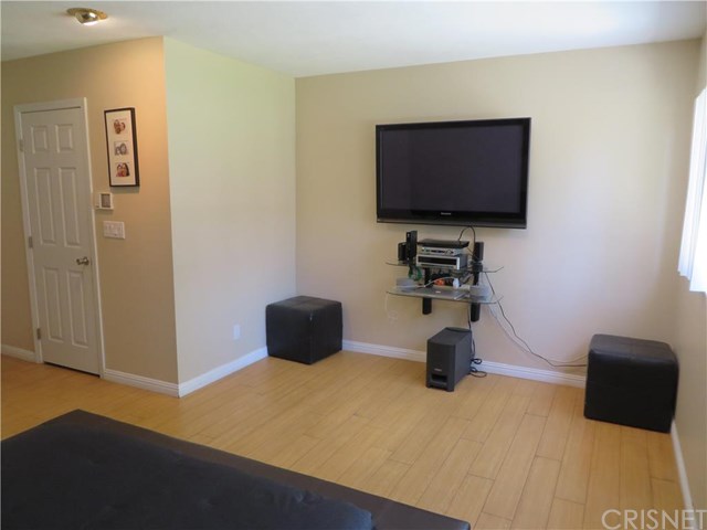 7612 Atron Avenue, West Hills, CA 91304