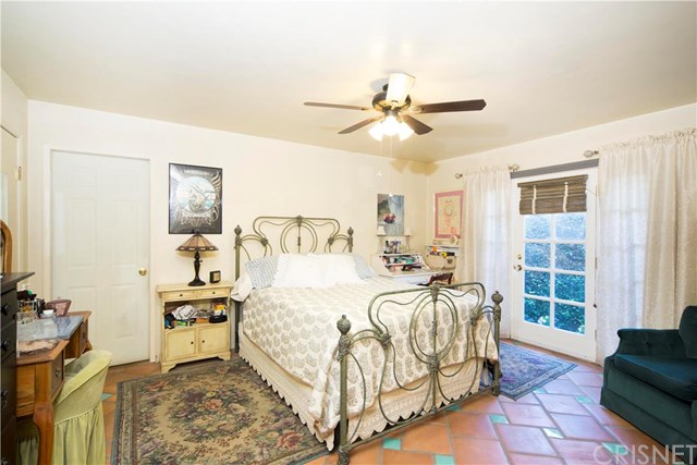 20230 Gresham Street, Winnetka, CA 91306