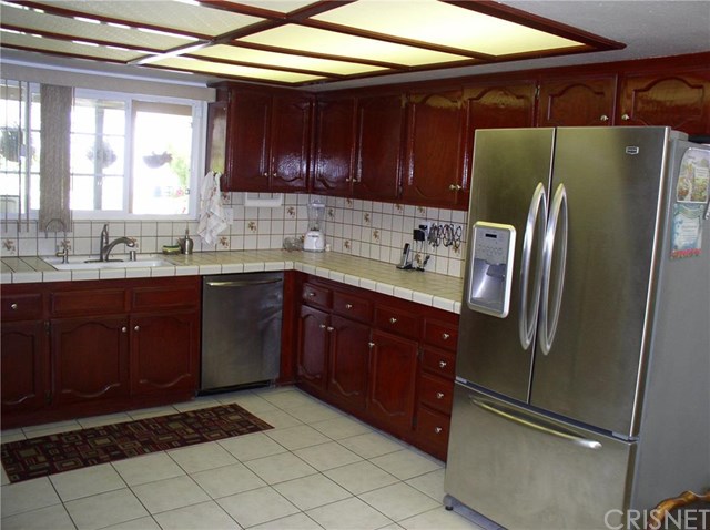 19919 Ingomar Street, Winnetka, CA 91306