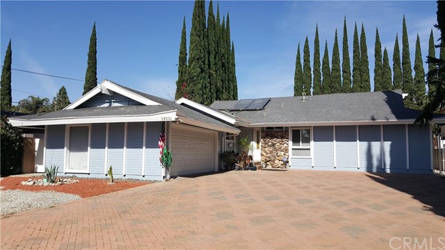 20321 KESWICK Street, Winnetka, CA 91306