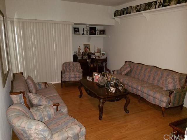 20321 KESWICK Street, Winnetka, CA 91306