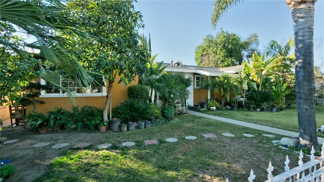 7647 Mason Avenue, Winnetka, CA 91306