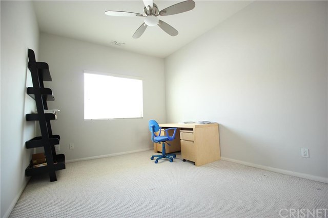20300 Vanowen, Winnetka, CA 91306