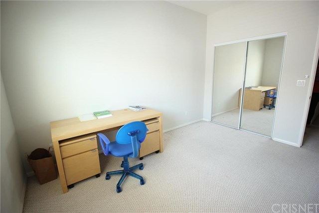 20300 Vanowen, Winnetka, CA 91306