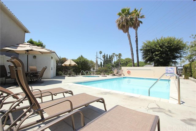 20300 Vanowen, Winnetka, CA 91306