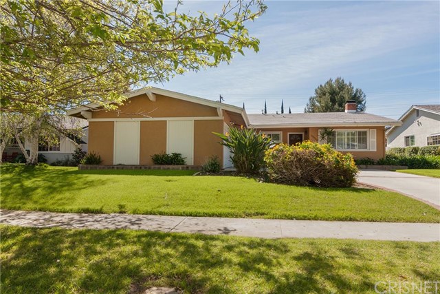 23820 Hartland Street, West Hills, CA 91307