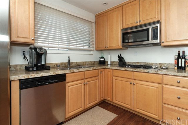 23820 Hartland Street, West Hills, CA 91307