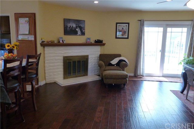 23700 Archwood Street, West Hills, CA 91307