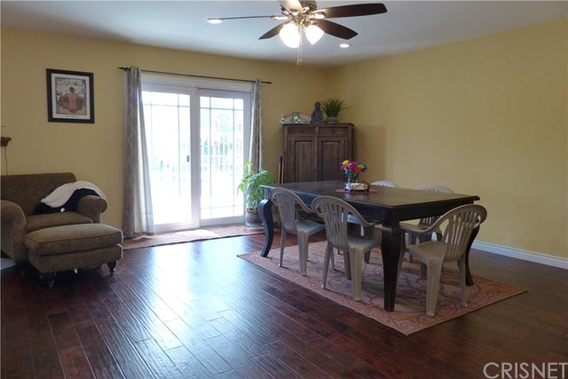 23700 Archwood Street, West Hills, CA 91307