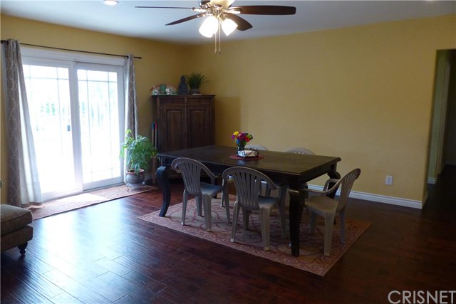 23700 Archwood Street, West Hills, CA 91307