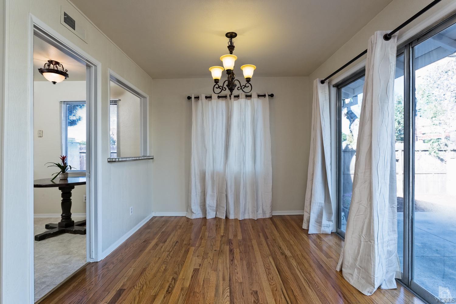 22757 Kittridge Street, West Hills, CA 91307