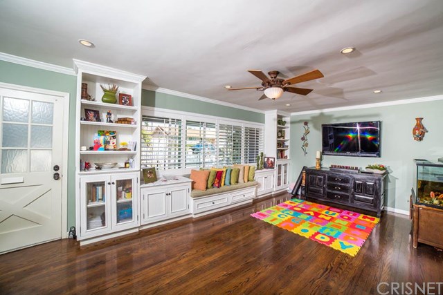 20748 Blackhawk Street, Chatsworth, CA 91311