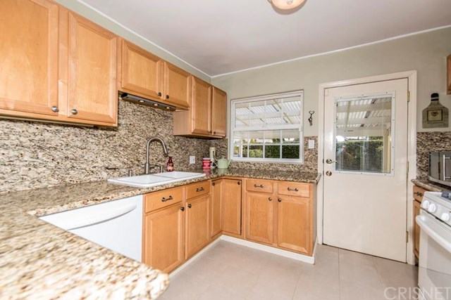 5764 Bertrand Avenue, Encino, CA 91316