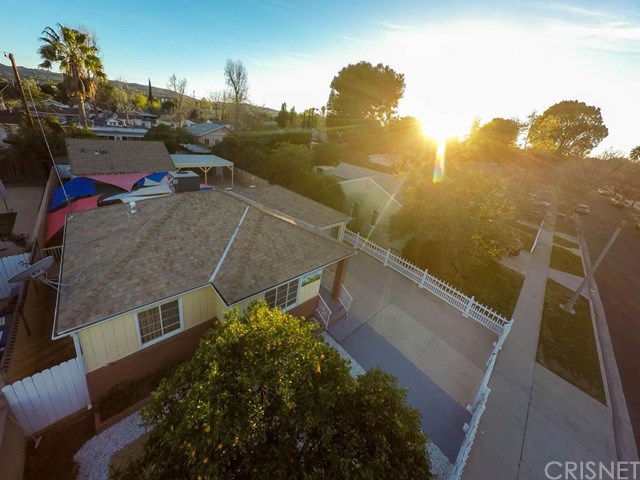 17956 Collins Street, Encino, CA 91316