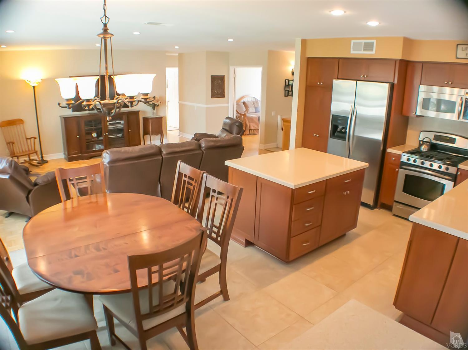870 Danvers Circle, Newbury Park, CA 91320