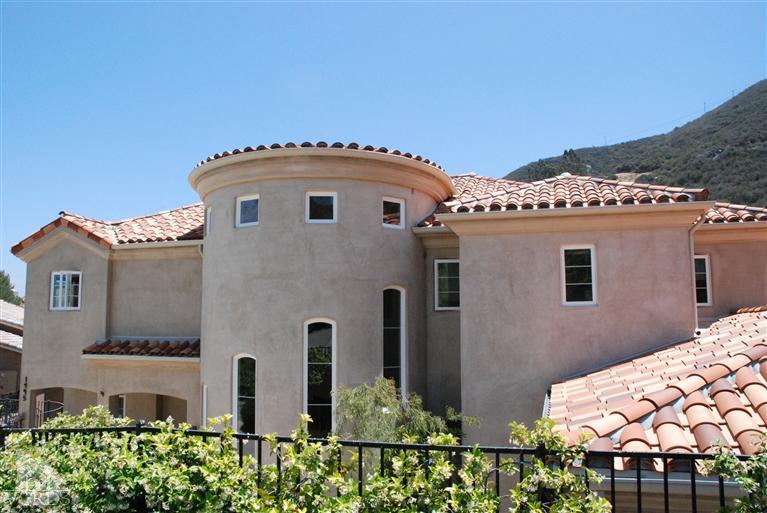3994 Mountain Creek Drive