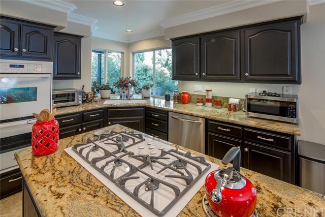 24552 Ebelden Avenue, Newhall, CA 91321