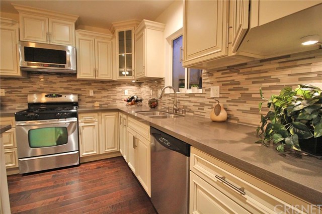 25138 Atwood Boulevard, Newhall, CA 91321