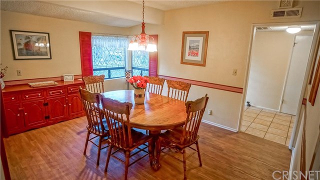 25092 Highspring Avenue, Newhall, CA 91321