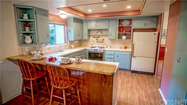 25092 Highspring Avenue, Newhall, CA 91321