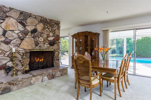 19118 Marilla Street, Northridge, CA 91324