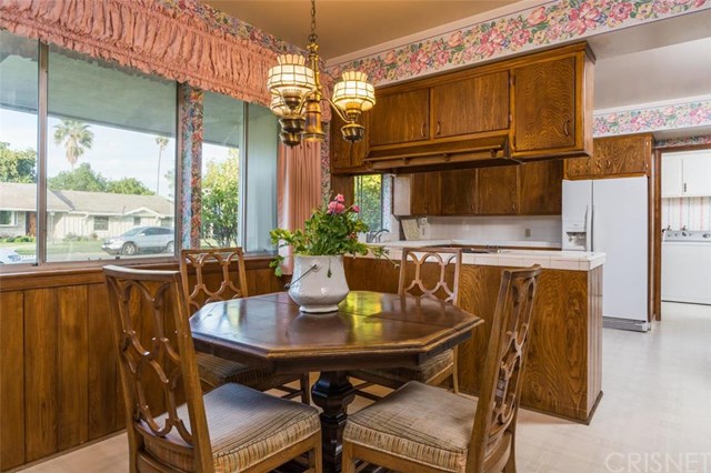 19118 Marilla Street, Northridge, CA 91324