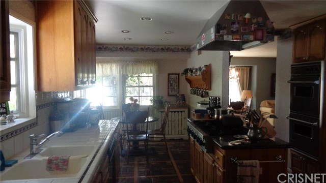 17527 Sunburst Street, Northridge, CA 91325