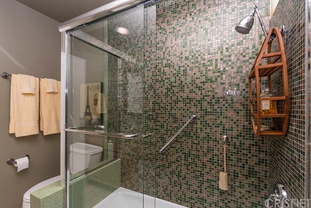 10151 Babbitt Avenue, Northridge, CA 91325
