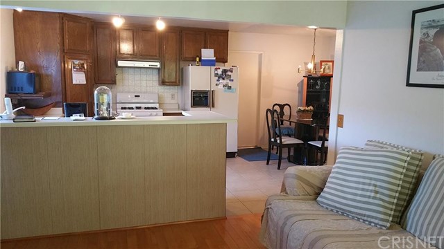 11625 Lyster Avenue, Northridge, CA 91326