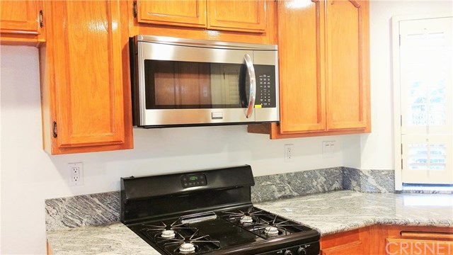 19565 Crystal Ridge Lane, Northridge, CA 91326