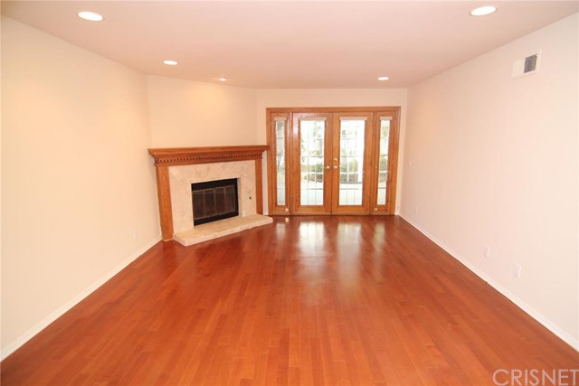 19565 Crystal Ridge Lane, Northridge, CA 91326