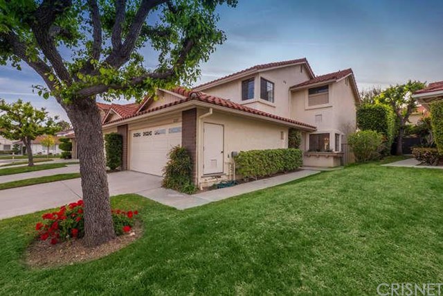 12243 Shady Hollow Ln