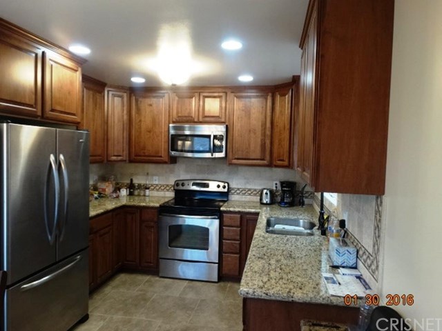 12243 Shady Hollow Ln