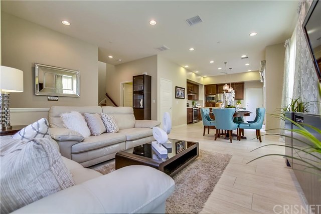 20333 Paseo Los Arcos, Northridge, CA 91326