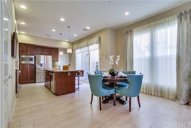 20333 Paseo Los Arcos, Northridge, CA 91326