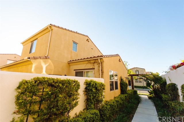 20261 Pienza Lane, Northridge, CA 91326