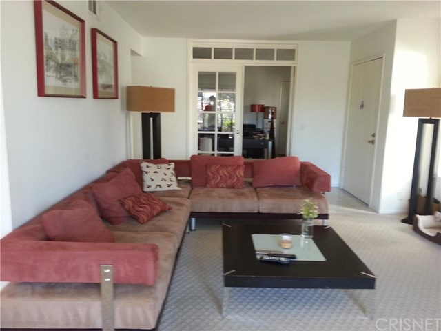 19225 Index Street, Northridge, CA 91326