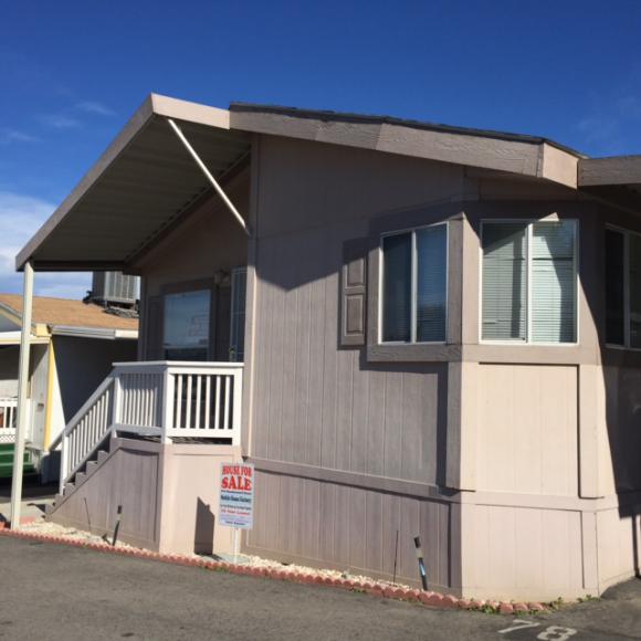 Shelter Isle Mobile Estates 10965 Glenoaks Blvd space #78Pacoima, CA 91331