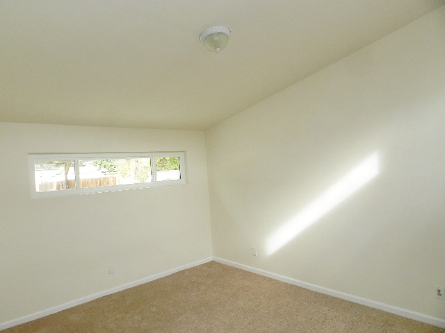 19523 Saticoy StReseda, CA, 91335Los Angeles County