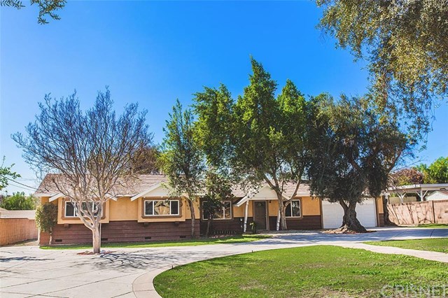 13615 Fellows Avenue, Sylmar, CA 91342