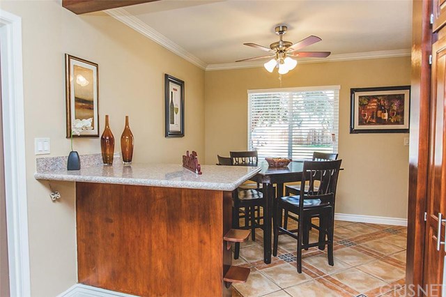 13615 Fellows Avenue, Sylmar, CA 91342