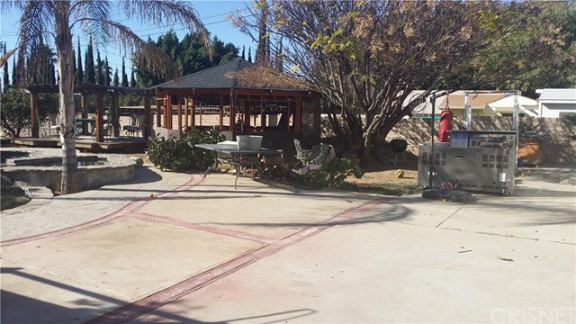 12943 Gladstone, Sylmar, CA 91342
