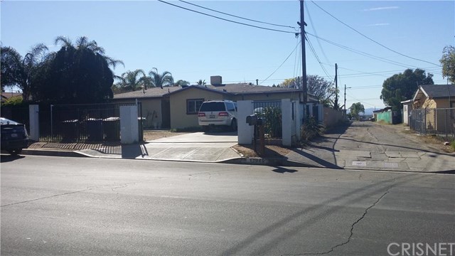 12943 Gladstone, Sylmar, CA 91342