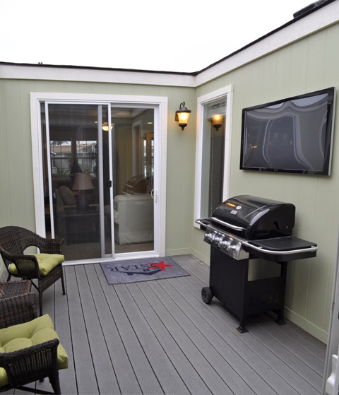 Oakridge Mobile Home Park 15455 Glenoaks Blvd. #354Sylmar, CA 91342