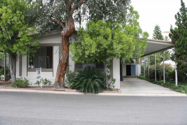 Los Olivos MHP 15831 Olden St #41Sylmar, CA 91342
