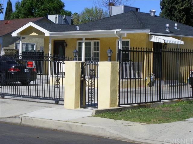 8944 Debra Ave