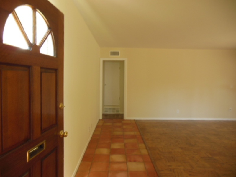 16608 Kalisher St., Granada Hills, United States 91344